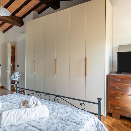 Casa Vecchia Rooms And Parking Gambassi Terme Exteriör bild