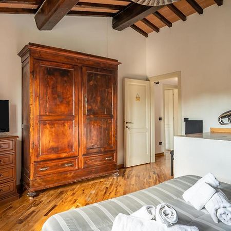 Casa Vecchia Rooms And Parking Gambassi Terme Exteriör bild